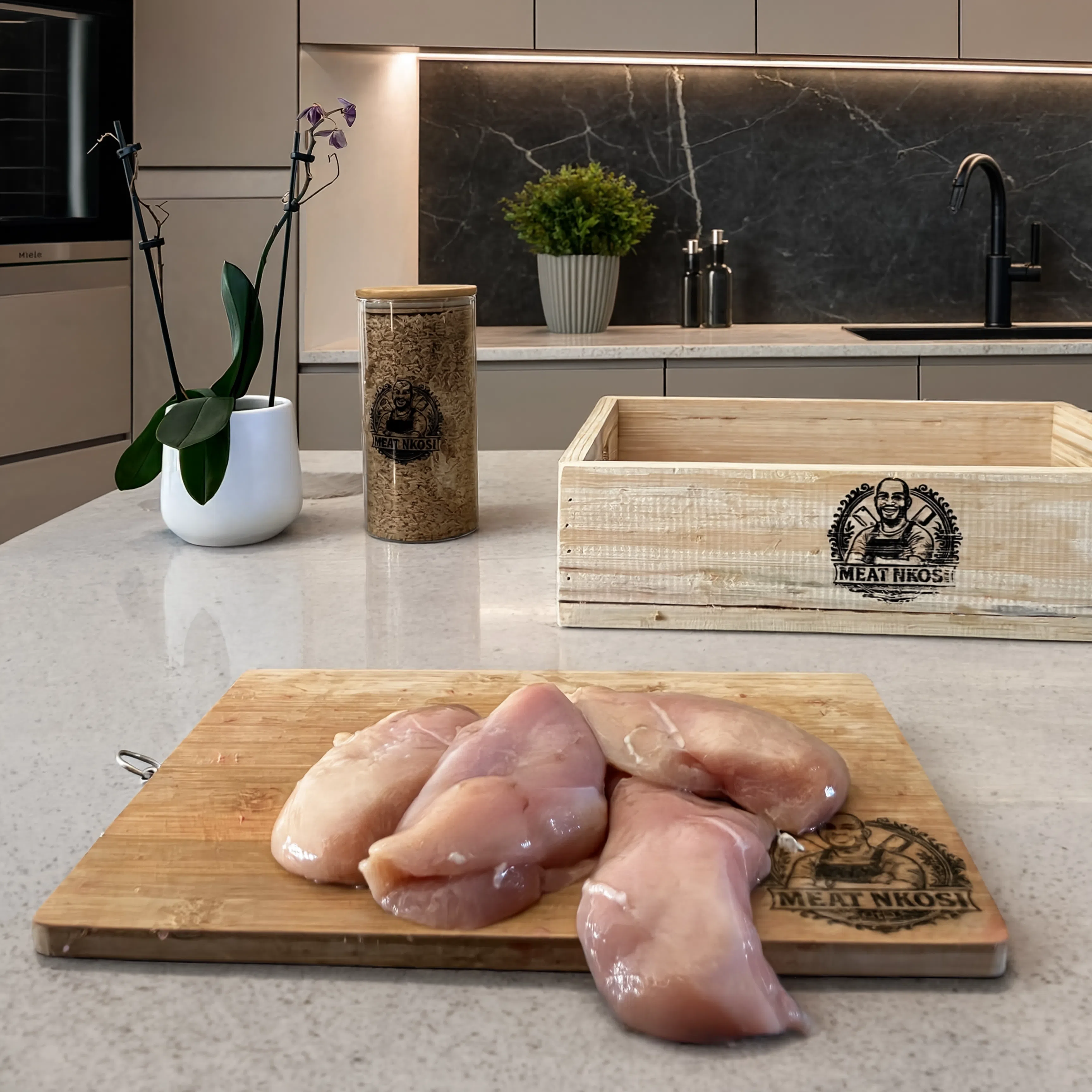 8 kg Meat Hamper [±50 Servings]